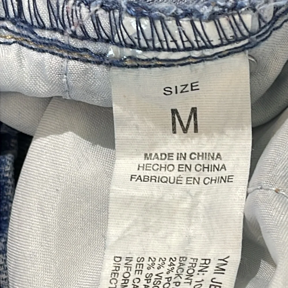 YMI WOMENS SIZE M Casual Blue Distressed Jeans